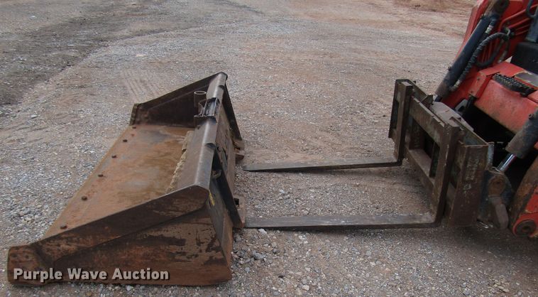 image for item DG0219 2011 Kubota SVL90 skid steer