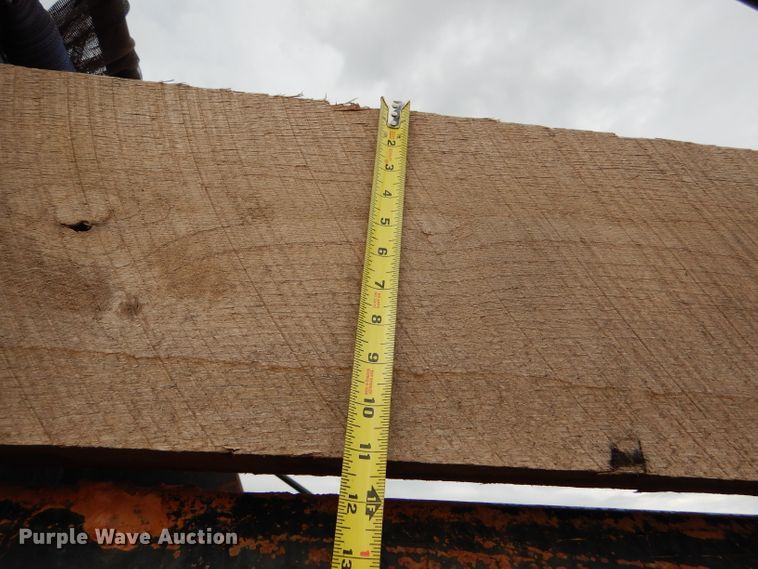 image for item DG0227 2005 Peterbilt 379 dump truck