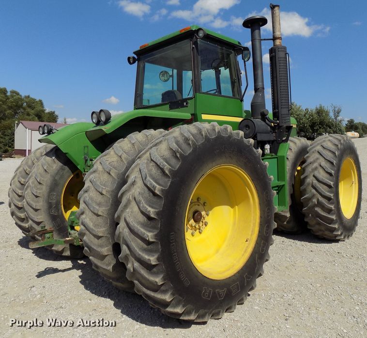 image for item DG2445 1985 John Deere 8650 4WD tractor