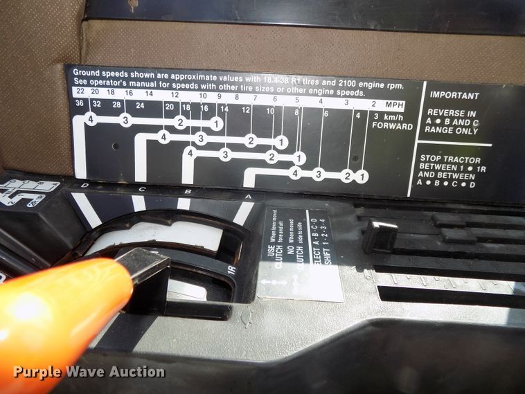 image for item DG2445 1985 John Deere 8650 4WD tractor