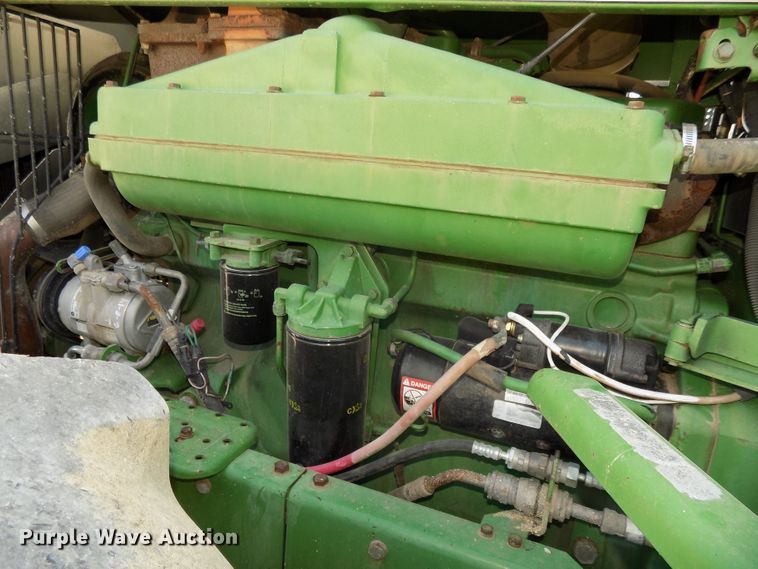 image for item DG2445 1985 John Deere 8650 4WD tractor
