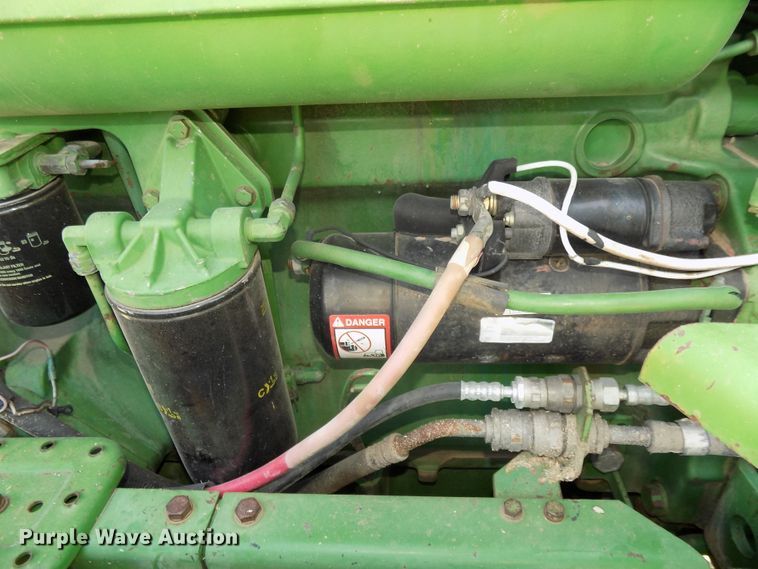 image for item DG2445 1985 John Deere 8650 4WD tractor