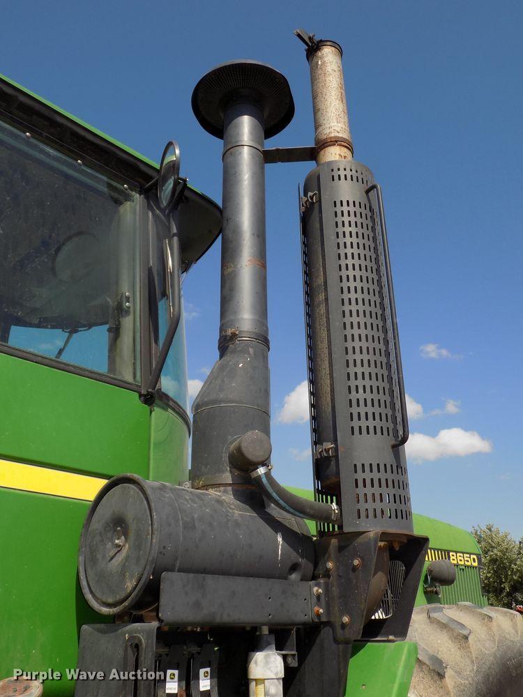 image for item DG2445 1985 John Deere 8650 4WD tractor