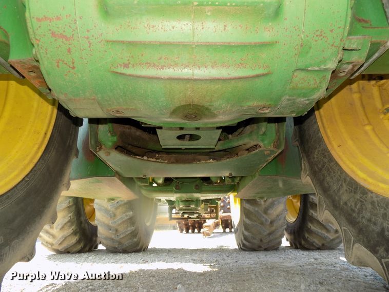 image for item DG2445 1985 John Deere 8650 4WD tractor