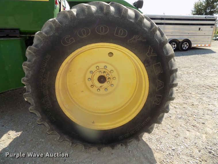 image for item DG2445 1985 John Deere 8650 4WD tractor