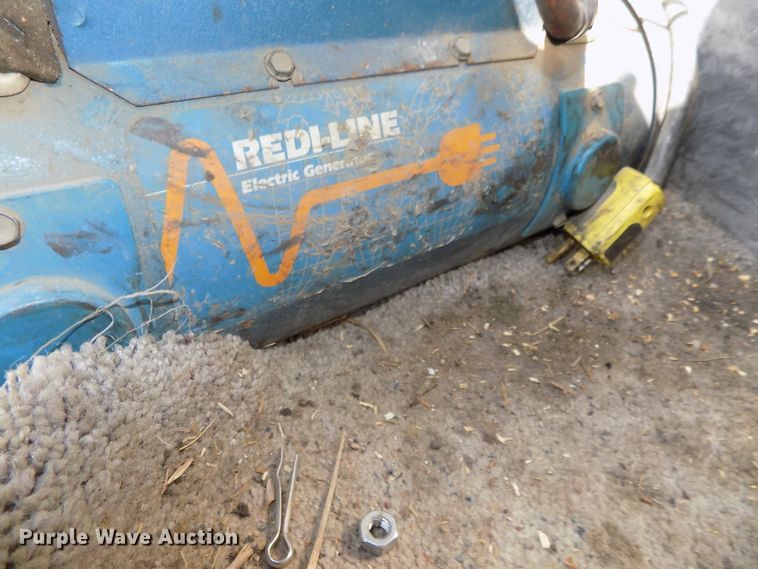 image for item DG2449 2006 International 7300 bucket truck