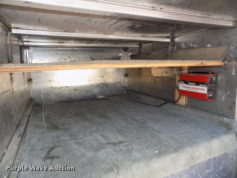 image for item DG2449 2006 International 7300 bucket truck