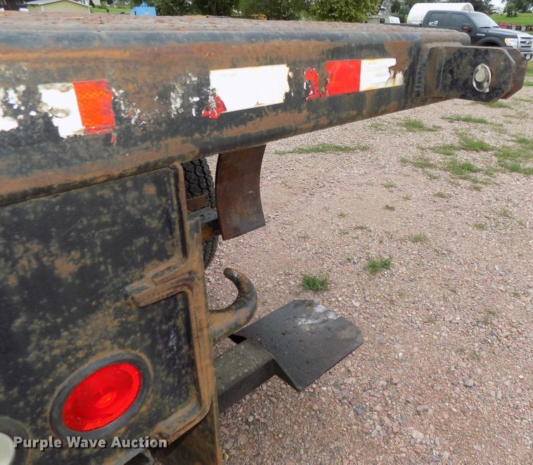 image for item DG2456 2004 Sterling LT7500 flatbed truck