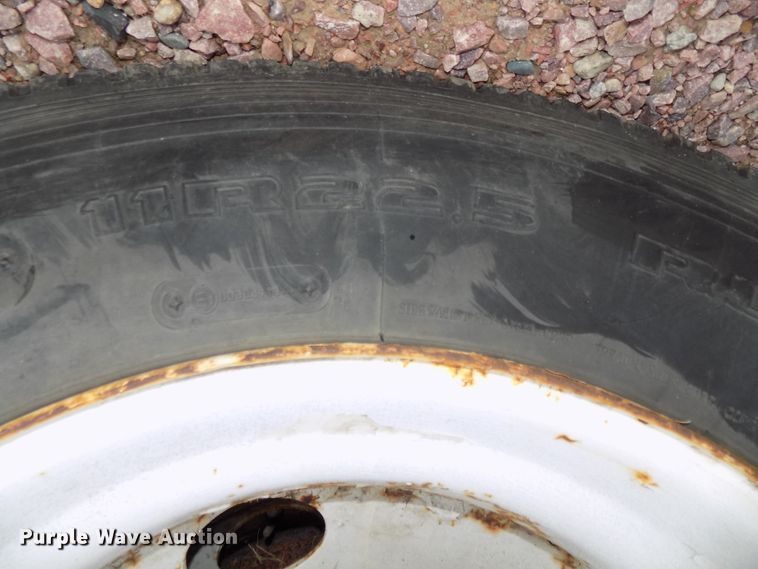 image for item DG2456 2004 Sterling LT7500 flatbed truck