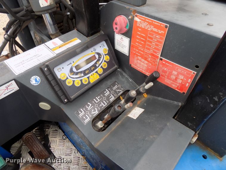 image for item DG2457 2006 Princeton E2-3RVX piggyback forklift