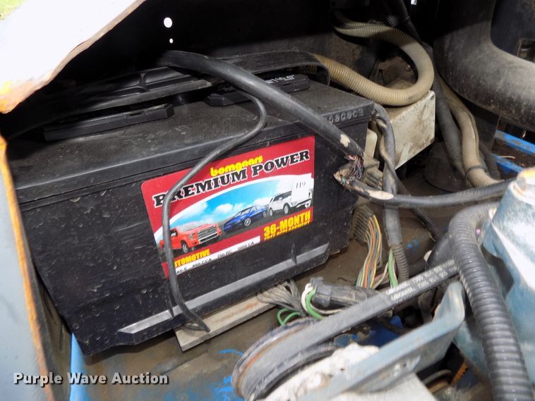 image for item DG2457 2006 Princeton E2-3RVX piggyback forklift