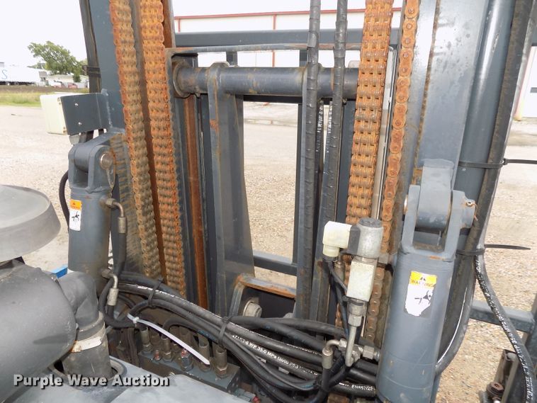 image for item DG2457 2006 Princeton E2-3RVX piggyback forklift