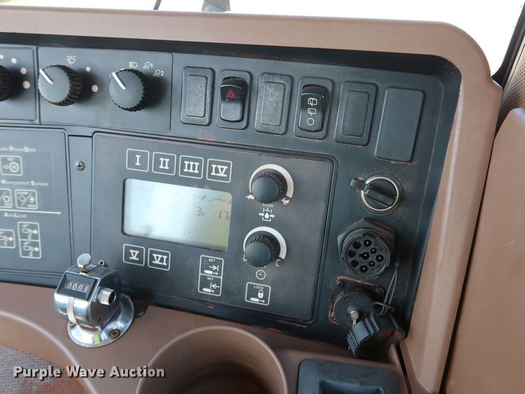 image for item DG4182 2009 John Deere 9630 Scraper Special 4WD tractor