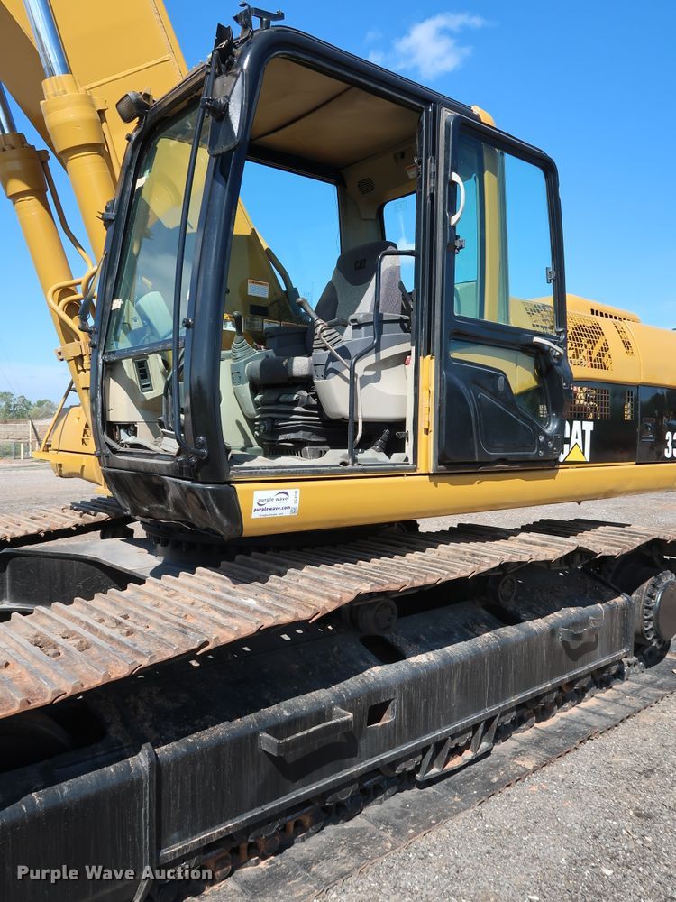 image for item DG4185 2005 Caterpillar 330C L excavator