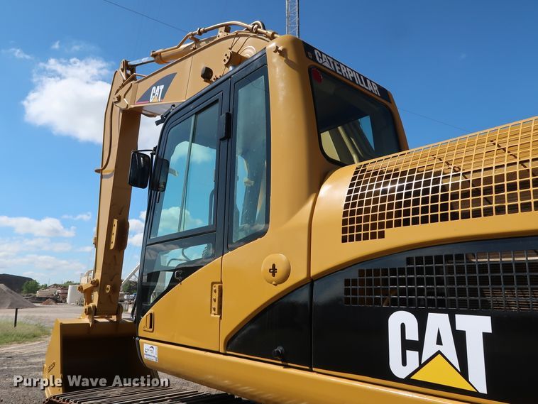 image for item DG4185 2005 Caterpillar 330C L excavator