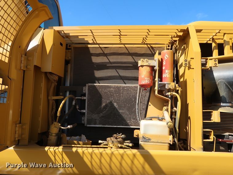 image for item DG4185 2005 Caterpillar 330C L excavator