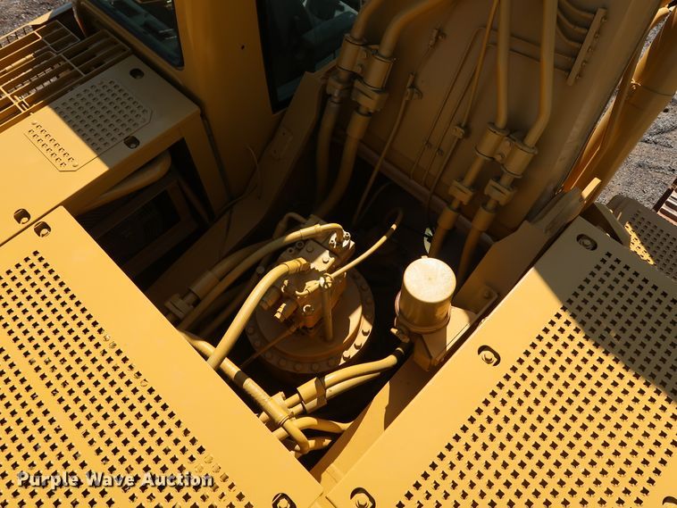 image for item DG4185 2005 Caterpillar 330C L excavator