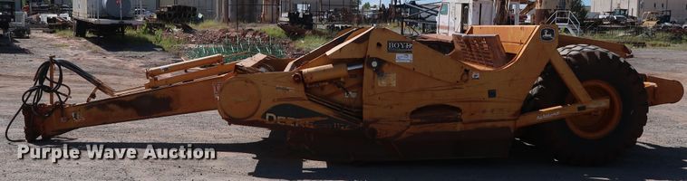 image for item DG4187 2010 John Deere 2112E scraper