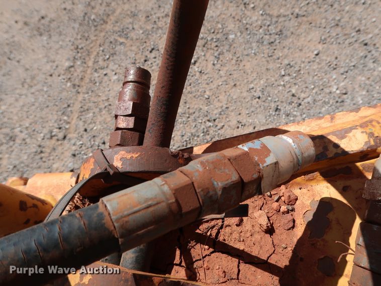 image for item DG4187 2010 John Deere 2112E scraper