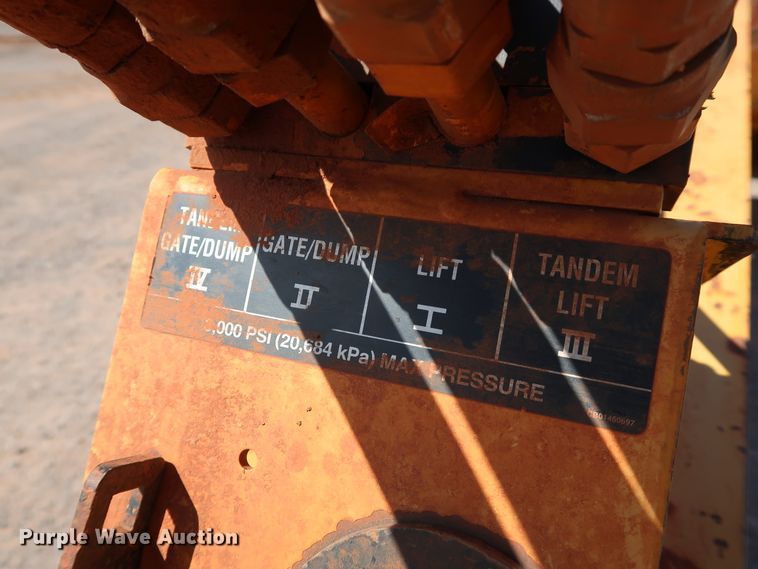 image for item DG4187 2010 John Deere 2112E scraper