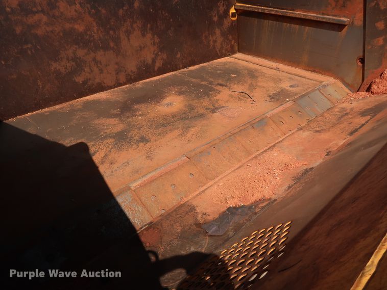 image for item DG4187 2010 John Deere 2112E scraper