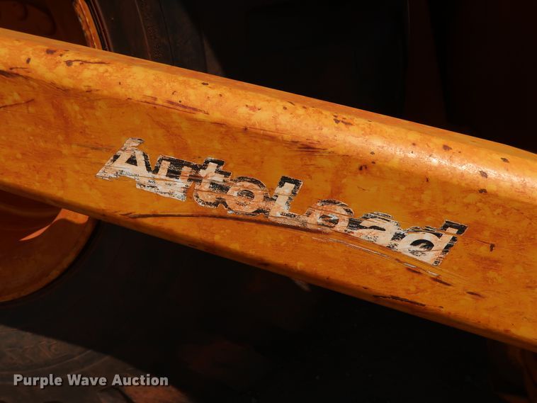 image for item DG4187 2010 John Deere 2112E scraper