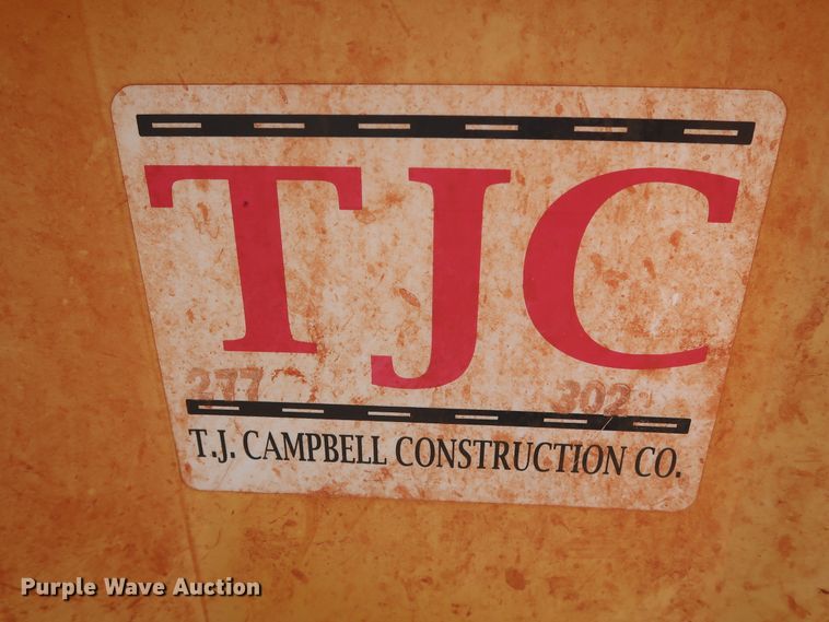 image for item DG4187 2010 John Deere 2112E scraper