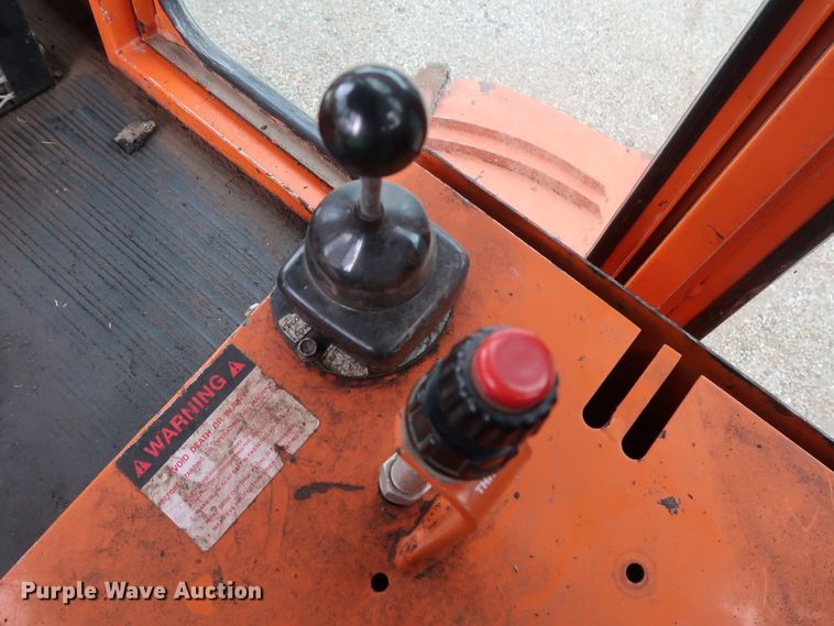 image for item DG4189 2001 Broce CR350 broom