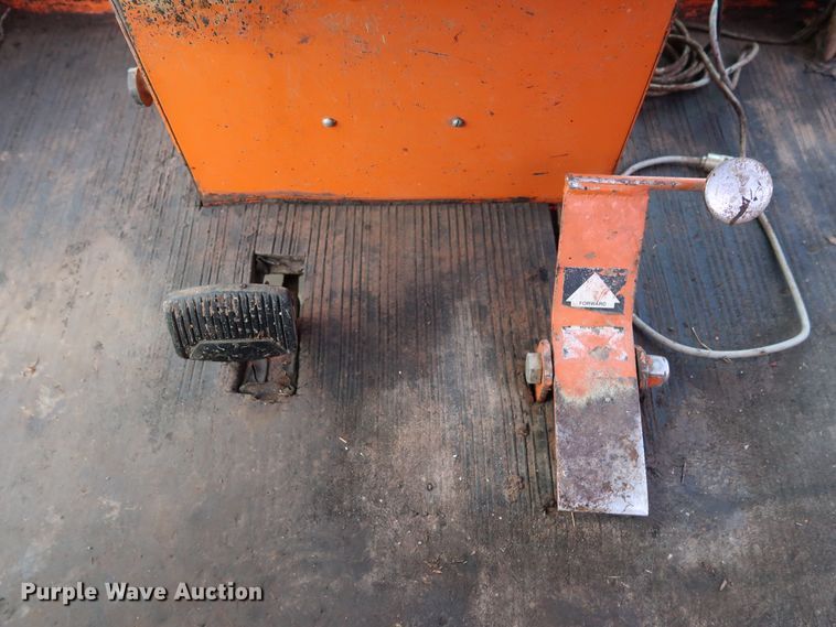 image for item DG4190 1999 Broce RJ350 broom