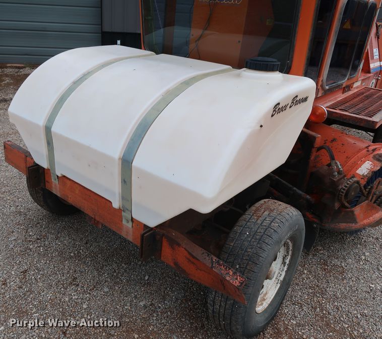 image for item DG4190 1999 Broce RJ350 broom