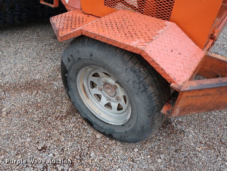 image for item DG4190 1999 Broce RJ350 broom