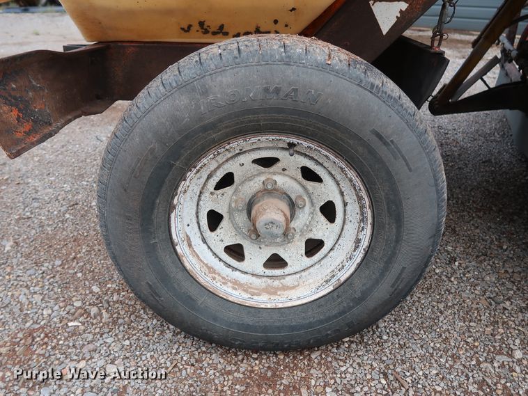 image for item DG4190 1999 Broce RJ350 broom