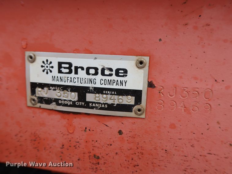 image for item DG4190 1999 Broce RJ350 broom
