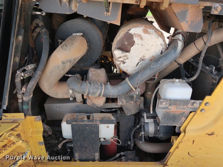 image for item DG4220 2008 Komatsu D65EX-15EO dozer