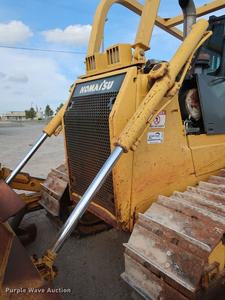 image for item DG4220 2008 Komatsu D65EX-15EO dozer