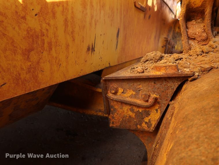 image for item DG4220 2008 Komatsu D65EX-15EO dozer