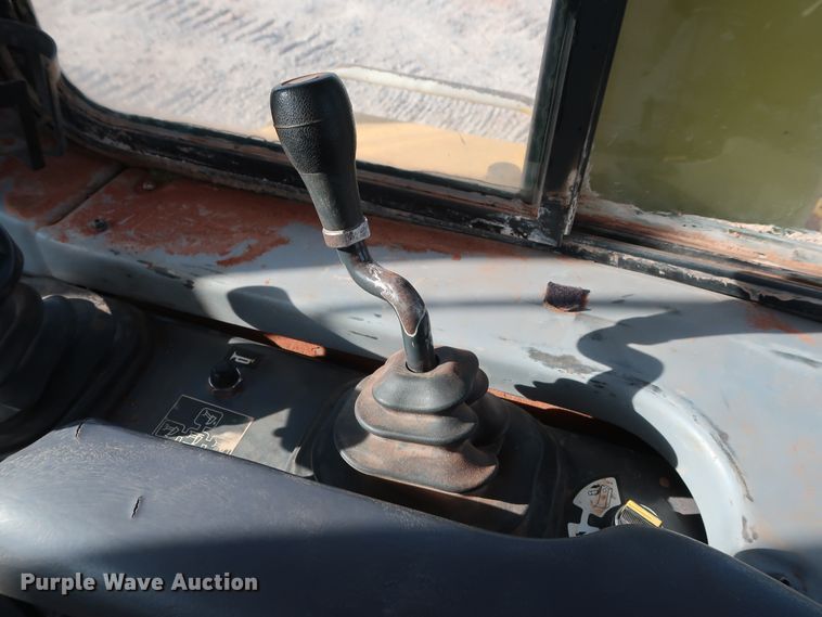 image for item DG4221 2005 Komatsu D155AX-5 dozer