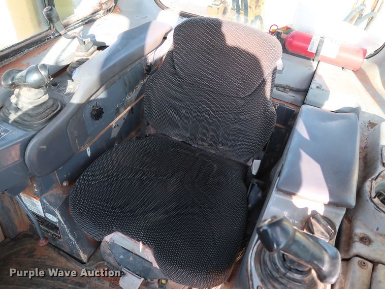 image for item DG4221 2005 Komatsu D155AX-5 dozer