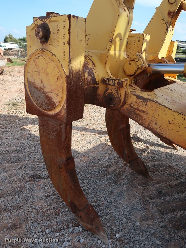 image for item DG4221 2005 Komatsu D155AX-5 dozer