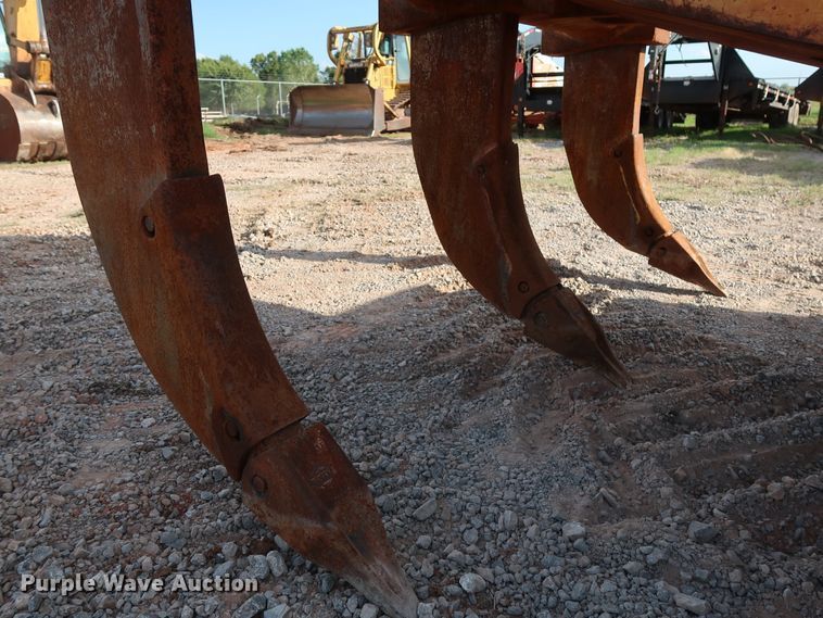 image for item DG4221 2005 Komatsu D155AX-5 dozer