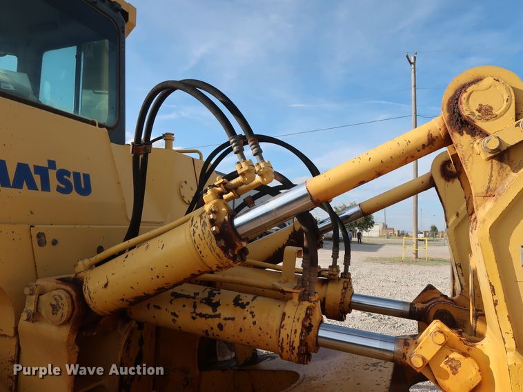 image for item DG4221 2005 Komatsu D155AX-5 dozer