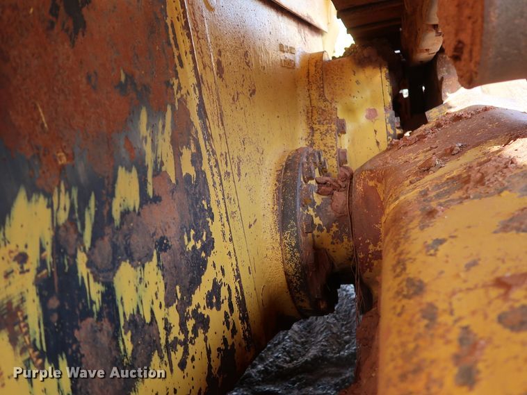 image for item DG4221 2005 Komatsu D155AX-5 dozer