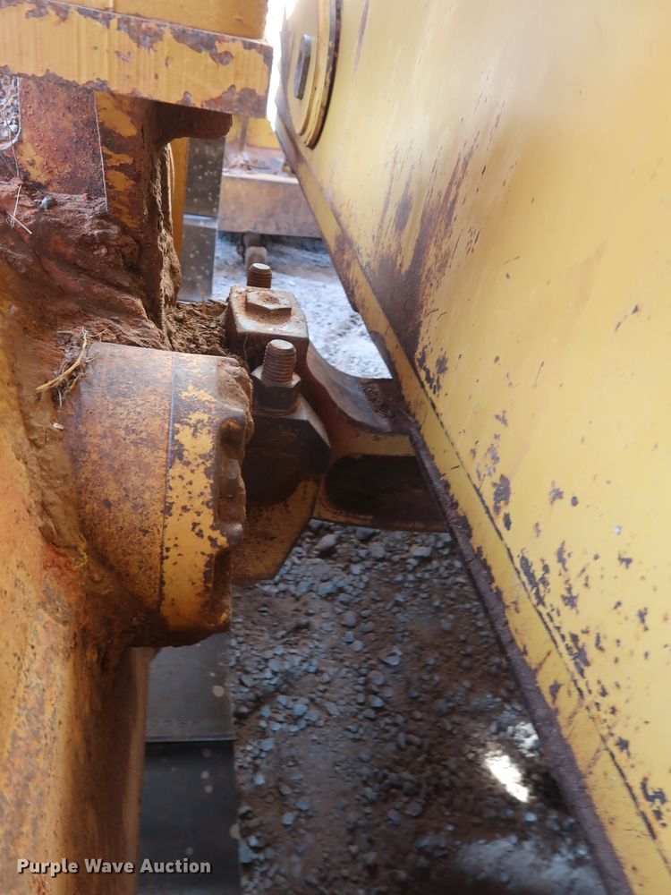 image for item DG4222 2008 Caterpillar D6T XL dozer