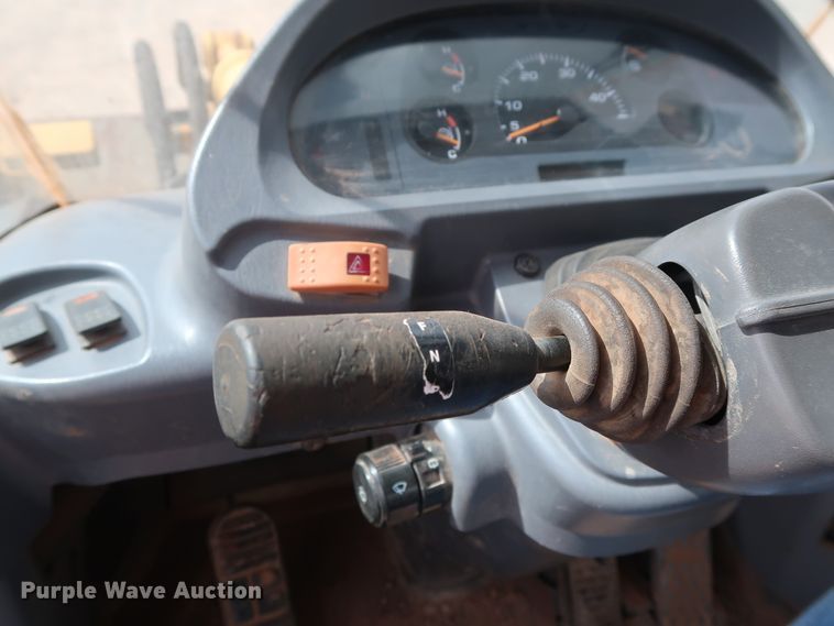 image for item DG4223 2006 Komatsu WA250-5 wheel loader