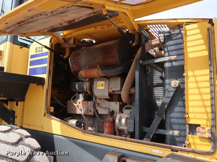 image for item DG4223 2006 Komatsu WA250-5 wheel loader