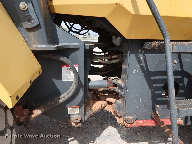 image for item DG4223 2006 Komatsu WA250-5 wheel loader