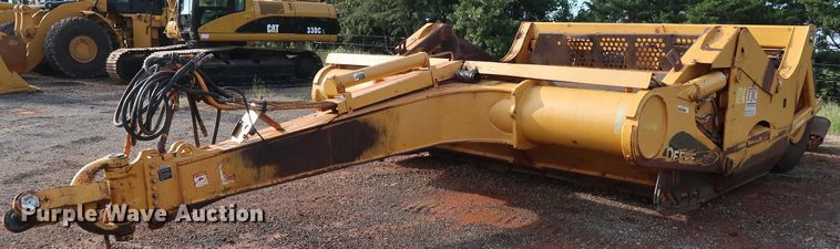 image for item DG4227 2010 John Deere 2112E scraper