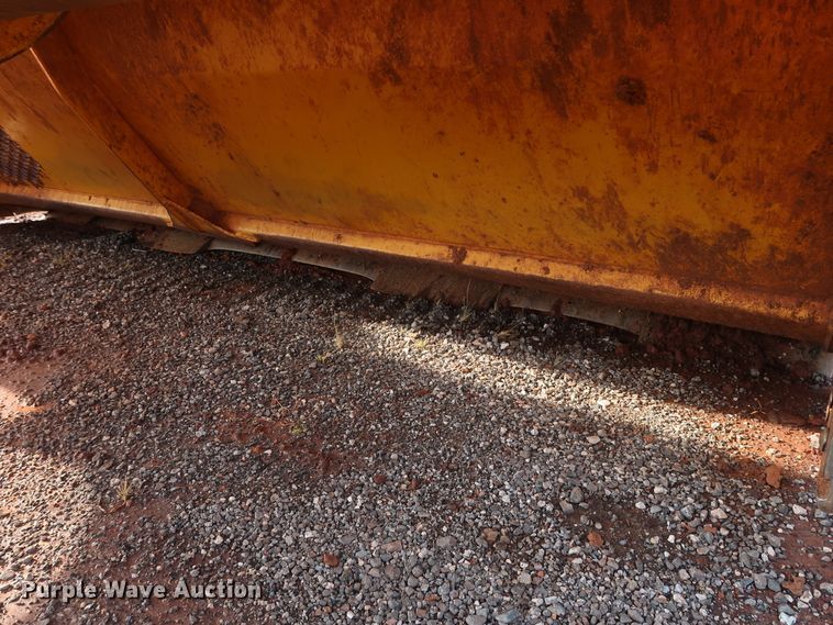 image for item DG4227 2010 John Deere 2112E scraper