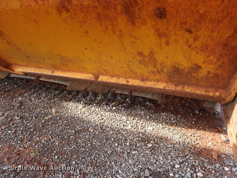 image for item DG4227 2010 John Deere 2112E scraper