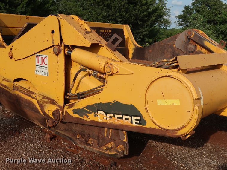 image for item DG4227 2010 John Deere 2112E scraper